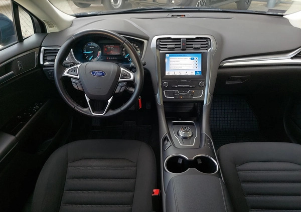 Ford Mondeo cena 82500 przebieg: 74426, rok produkcji 2019 z Chełmek małe 704